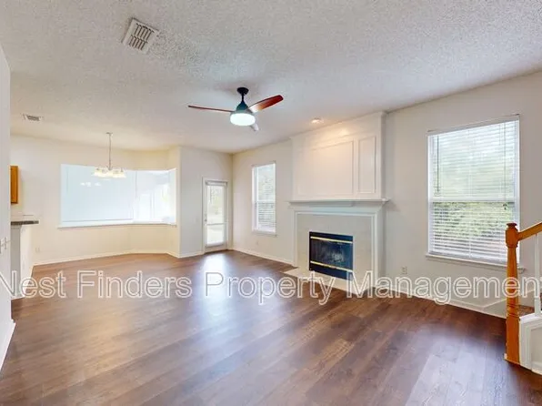 301 Ivy Lakes Dr, Saint Johns, FL 32259