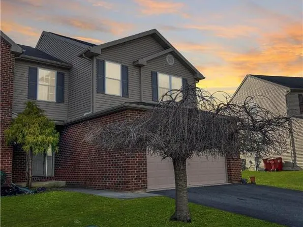 1300 Vera Dr, Easton, PA 18040