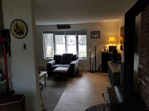 3rd image of 3 Crestwood Dr #0