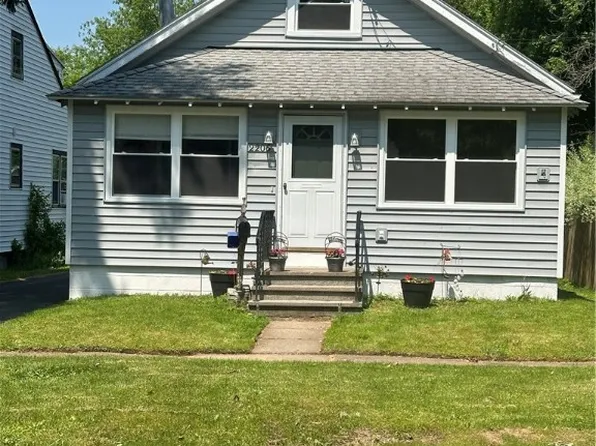 2206 Caroline St, Utica, NY 13502