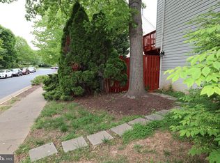 20387 Briarcliff Ter, Sterling, VA 20165
