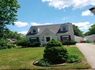 29031 Evergreen St, Flat Rock, MI 48134