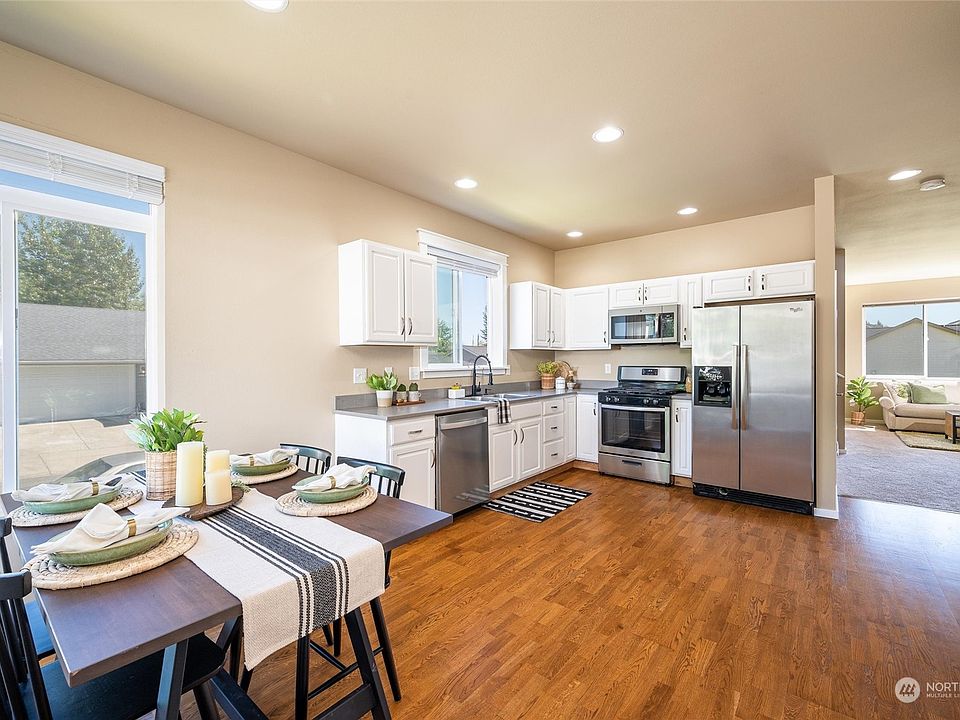 2098 Roxy Loop, Ferndale, WA 98248 | Zillow