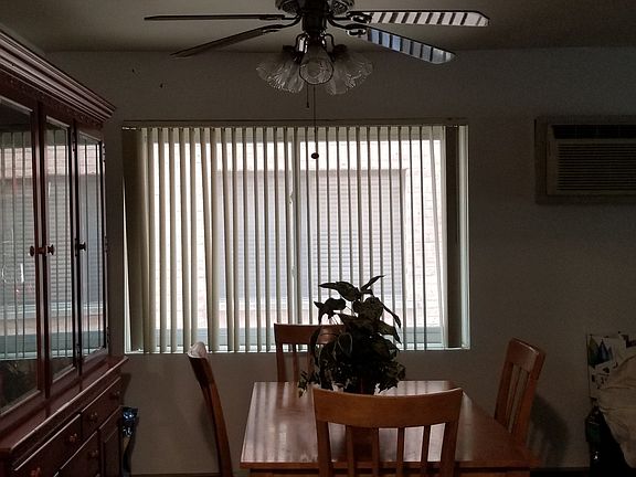 5th image of 6654 W 64th Pl APT 1E
