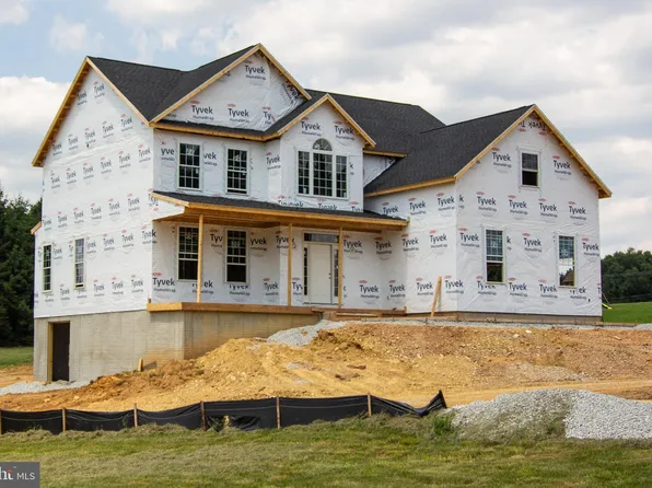 18738 Upper Beckleysville Rd, Hampstead, MD 21074