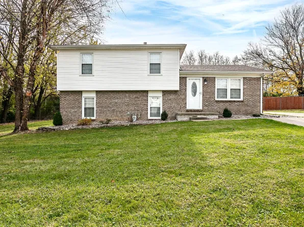 806 Thompson Dr, Lebanon, KY 40033