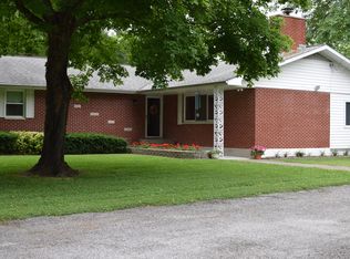 203 Delinda Ave, Sparta, IL 62286