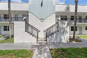1925 Madison St Photo 1