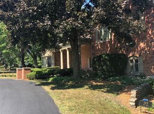 989 Taft Rd, Hinsdale, IL 60521