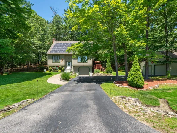 139 Barretts Hill Road, Hudson, NH 03051