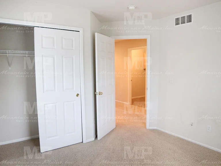 3826 Eclipse Ln — Photo 17