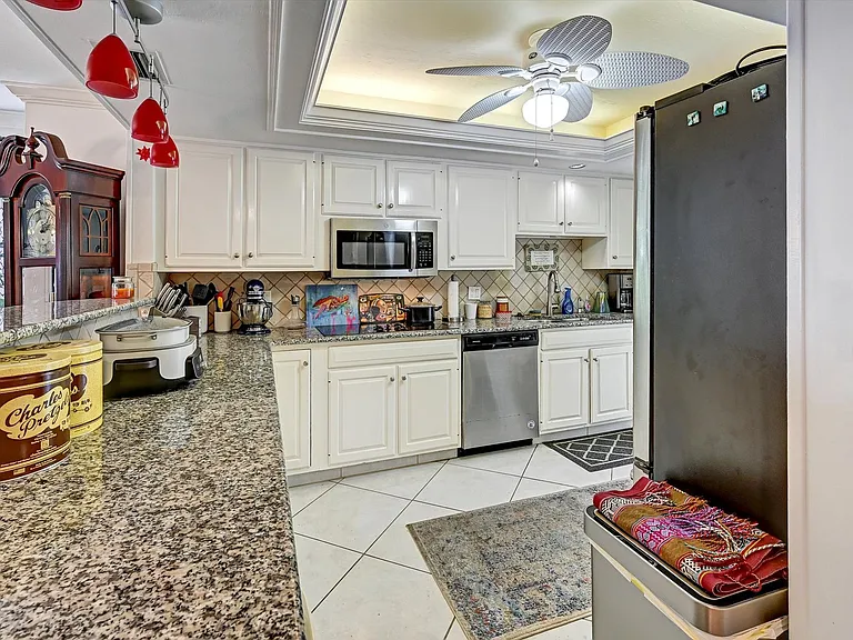 4821 S Landings Dr #106 — Photo 46