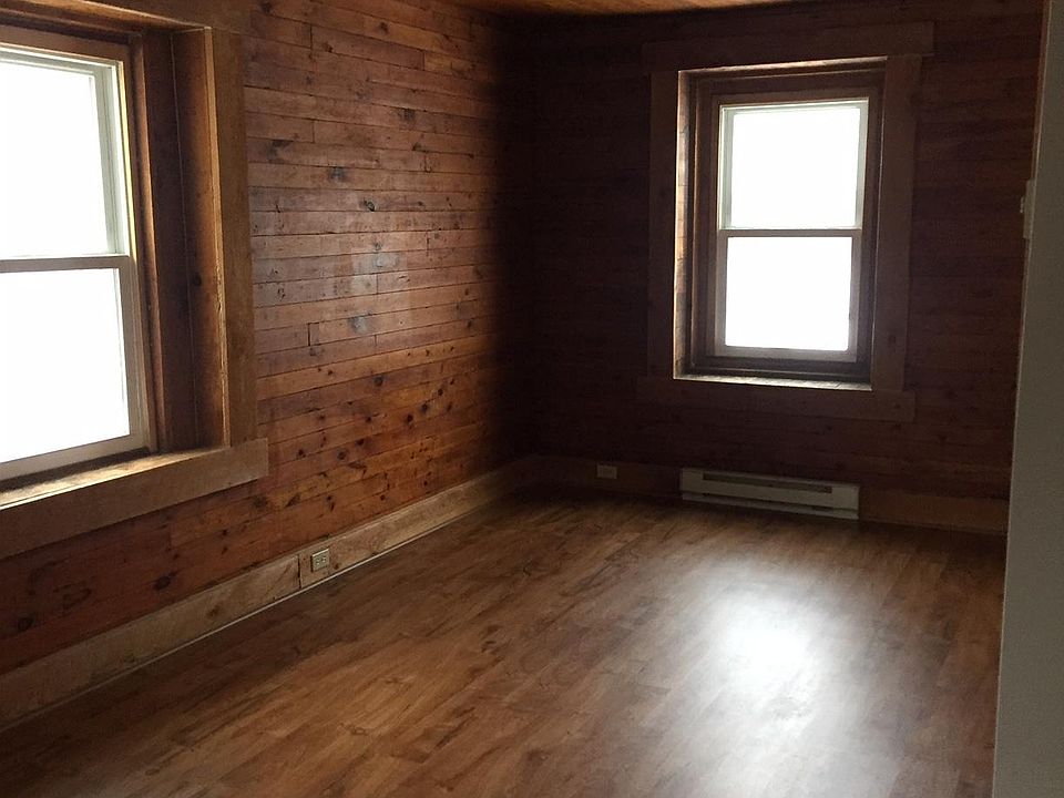 2nd image of 80 Perry Pl APT 2