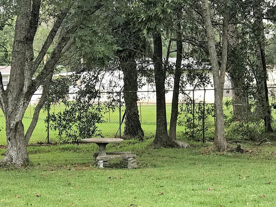 2nd image of 6038 Bennett Rd