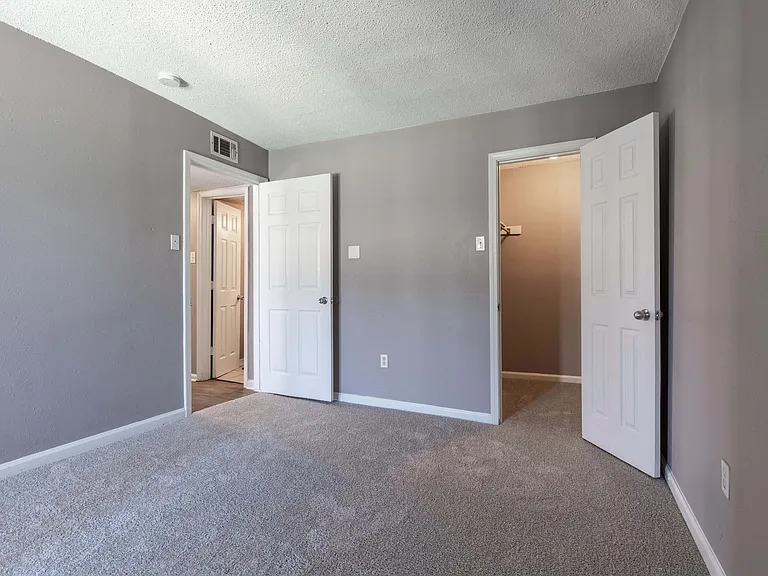 Westchase Apartments — Photo 18