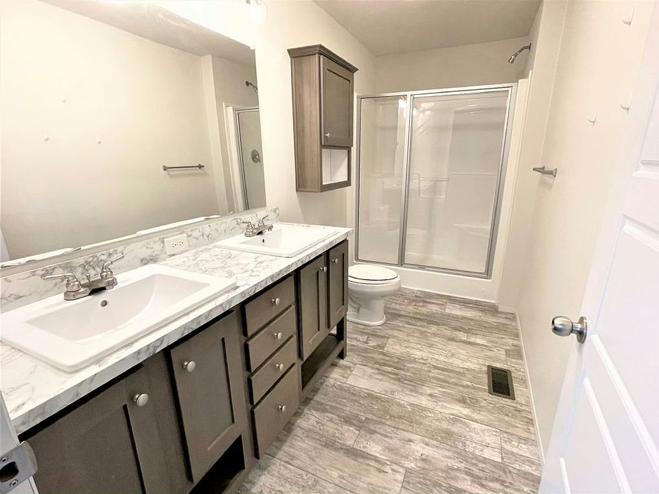 1st image of 248 Canary Dr