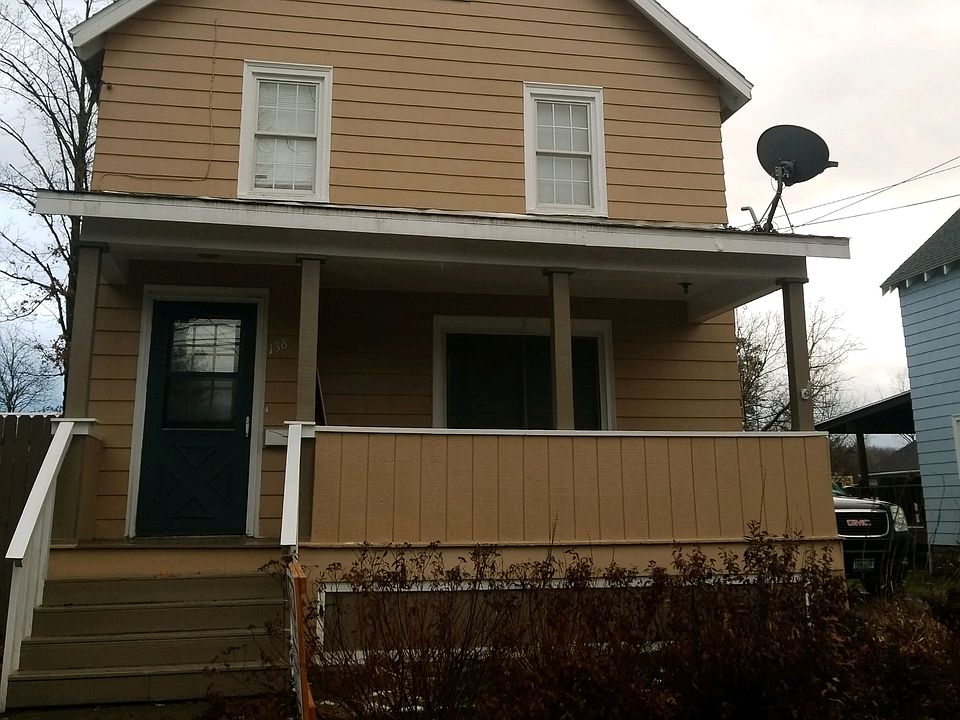 1st image of 138 E Elmwood Ave
