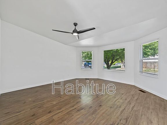 5th image of 2041 E Oakridge Ct