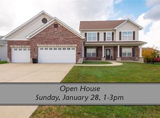 1113 Macintosh Ct, O'Fallon, IL 62269