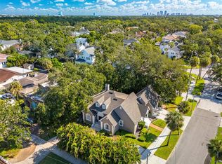 4535 W Beachway Dr, Tampa, FL 33609