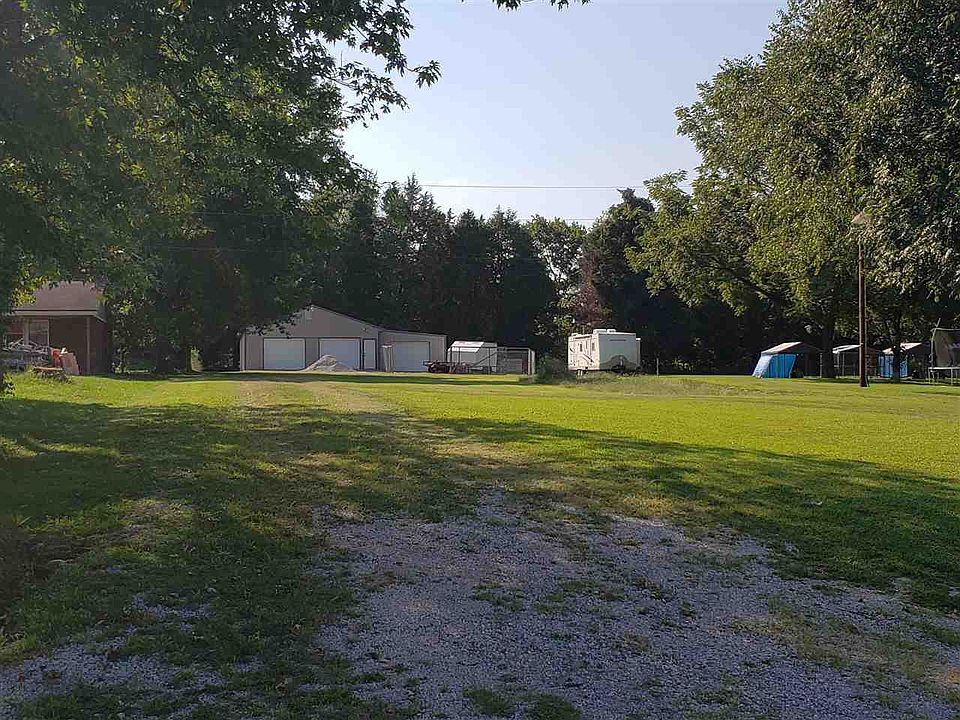 1st image of 339 Willoughby Ln