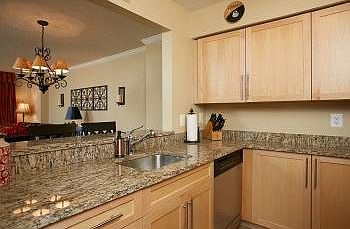 4th image of 10101 Grosvenor Pl APT 814