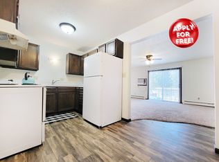 1015 12th St NE #5, Jamestown, ND 58401
