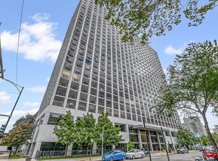 4343 N Clarendon Ave APT 2313, Chicago, IL 60613