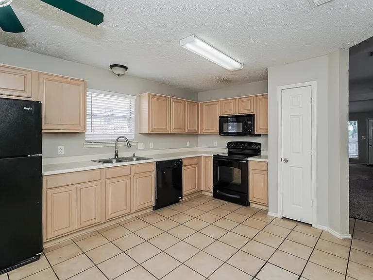 8112 Broken Arrow Rd — Photo 8