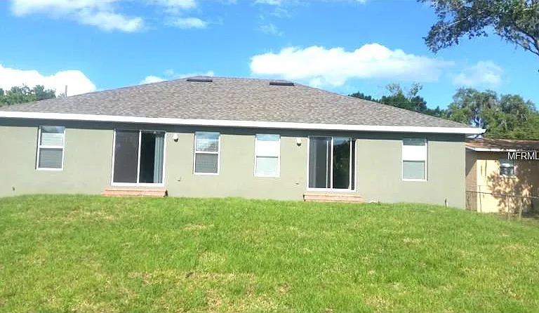 521 Montana Ave — Photo 12