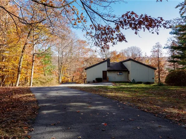 44 Sands Point Road, Washingtonville, NY 10992