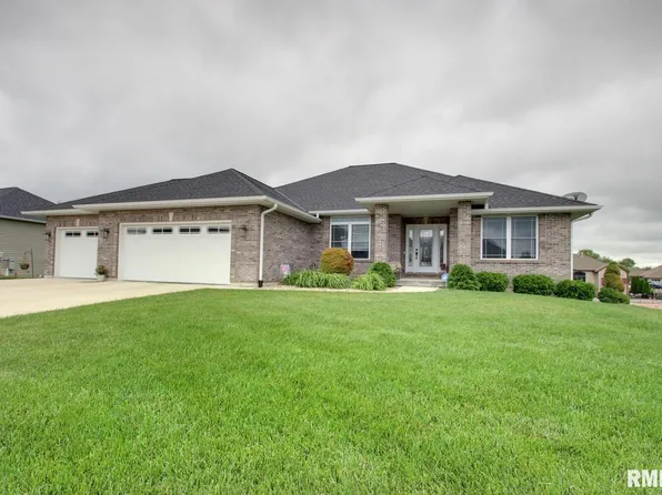4619 Trinity Lakes Dr, Quincy, IL 62305