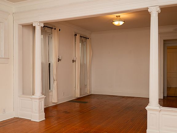 4th image of 2035 N New Jersey St #1