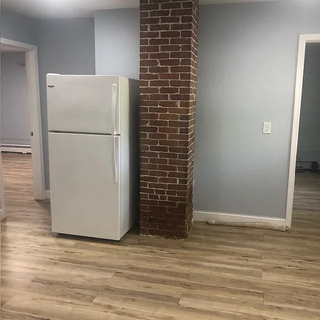 2 bed, 1.0 bath, 750 sqft, $1,800 — Photo 4