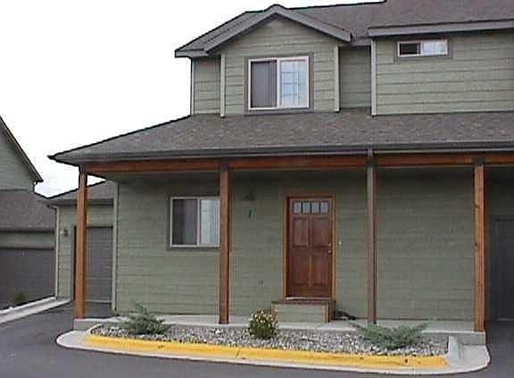 2nd image of 4809 Glenwood Dr APT 1