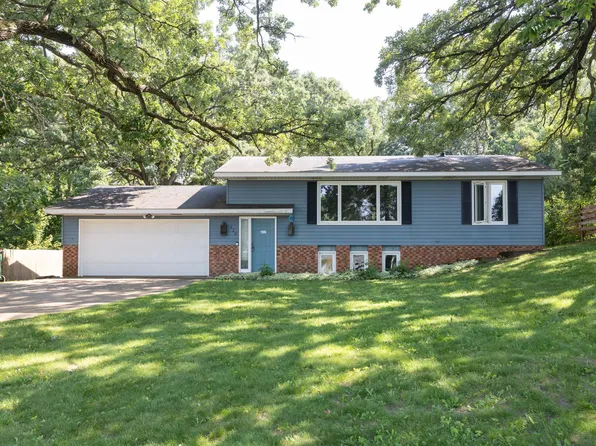 110 Hamilton Dr, River Falls, WI 54022