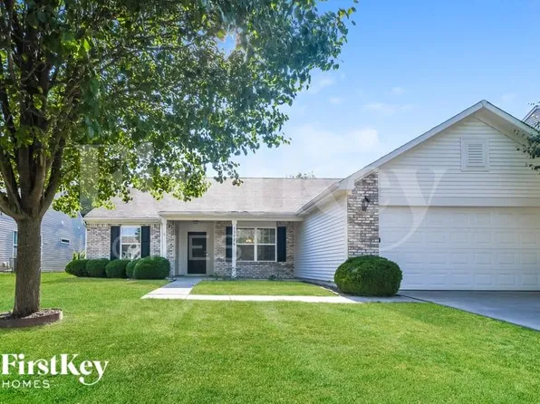 13826 Zion Ct, Fishers, IN 46038
