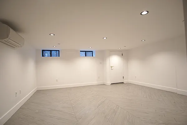 Rented by Lofts and Flats LLC | media 46