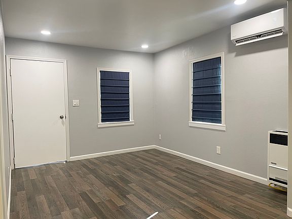 2nd image of 3207 Gleason Ave