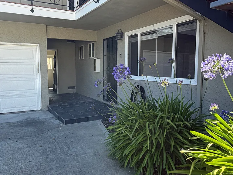 3207 Myles Ct #1 — Photo 2