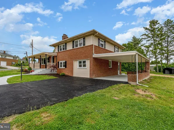 118 Pine Springs Blvd, York, PA 17408