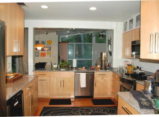 7307 Stafford Rd, Alexandria, VA 22307