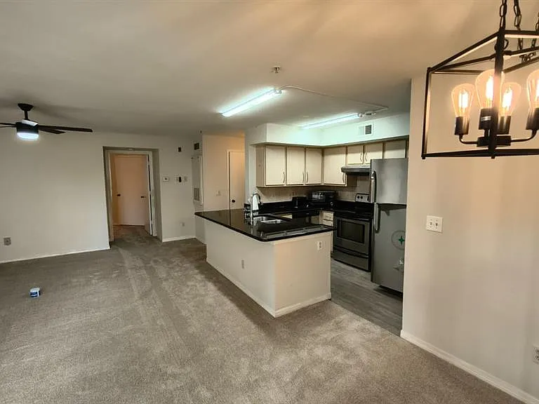 7340 Westpointe Blvd #326 — Photo 21