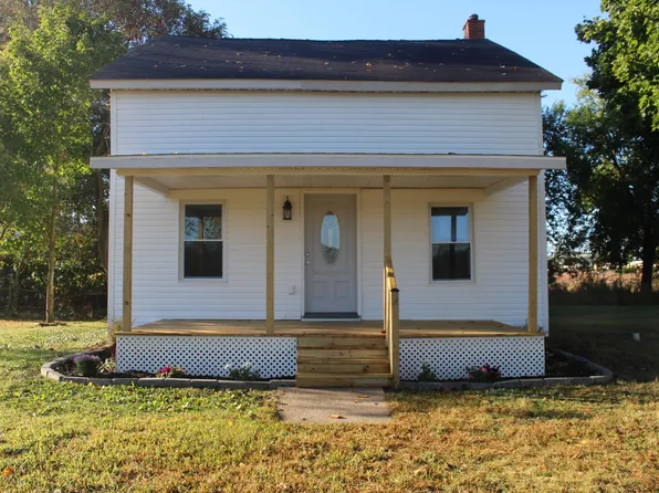 400 Beck St, Jonesville, MI 49250