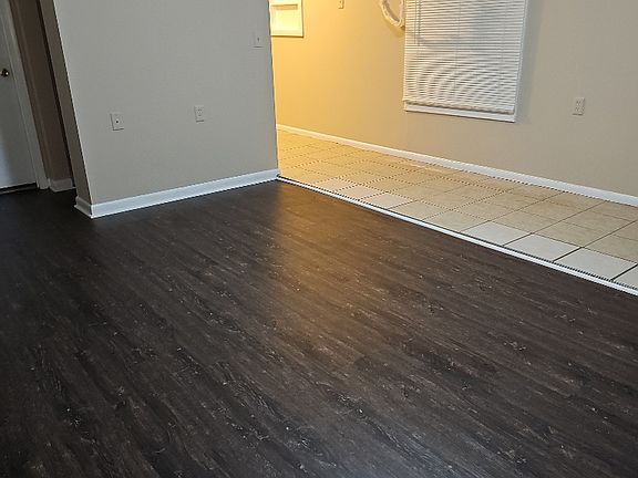 4th image of 5312 Milner Rd