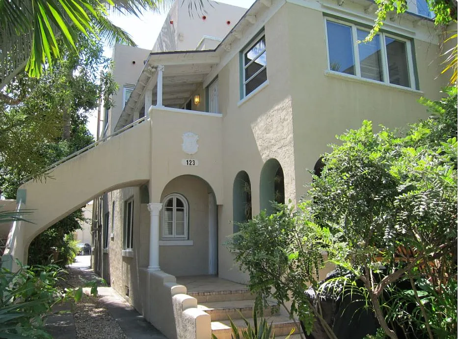 123 S Golfview Rd — Photo 3