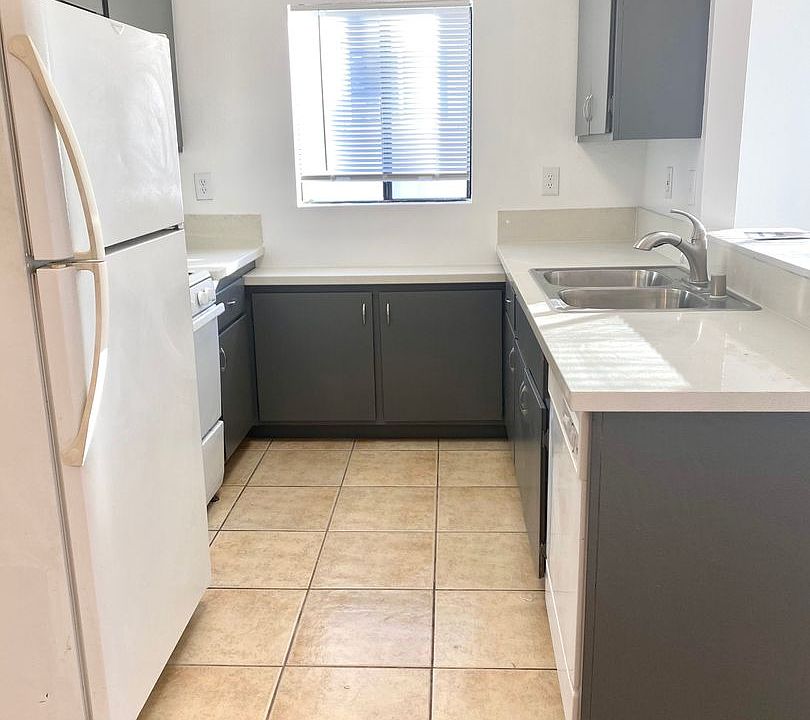 1st image of 4484 Murietta Ave APT 1