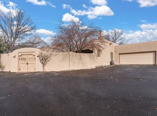 2 Blanket Flower Cir, Santa Fe, NM 87506