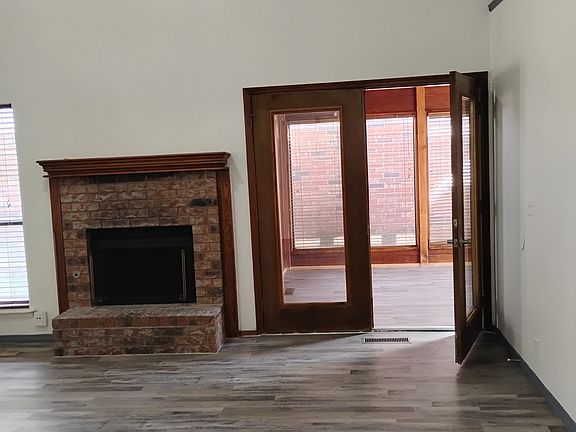 4th image of 12713 Meadows Dr