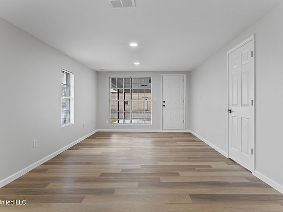 5th image of 4006 Macphelah Rd